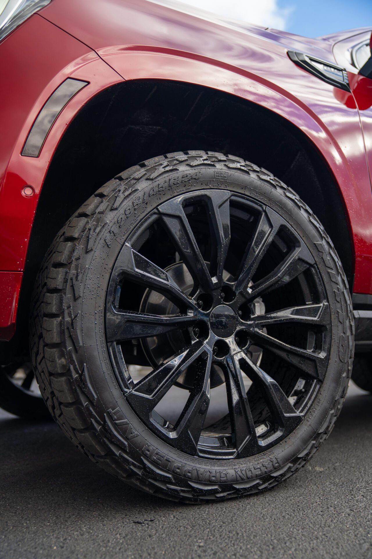 Wheel and tire detail